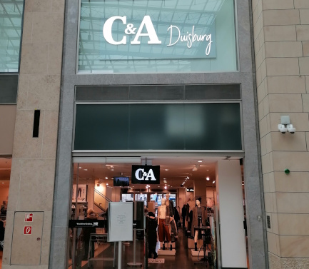 C&A Store Duisburg Forum