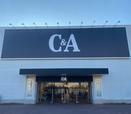 C&A Store Orense Carrefour