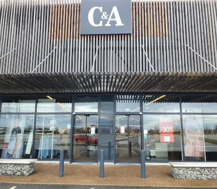 C&A Store Saint Bonnet de Mure Zone du Chanay