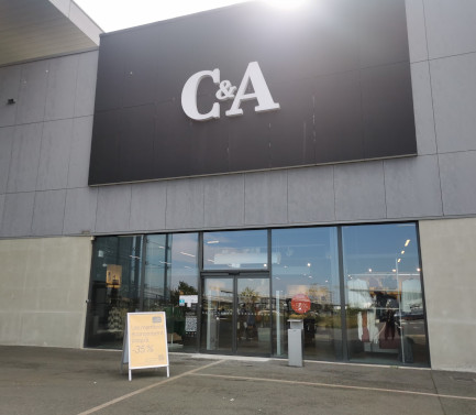 C&A Store Avermes Les Portes de lÂ´Allier