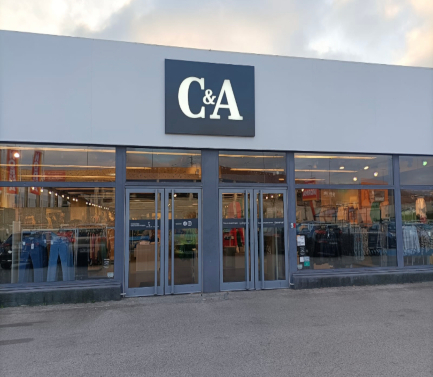 C&A Store Ecole Valentin Espace Valentin