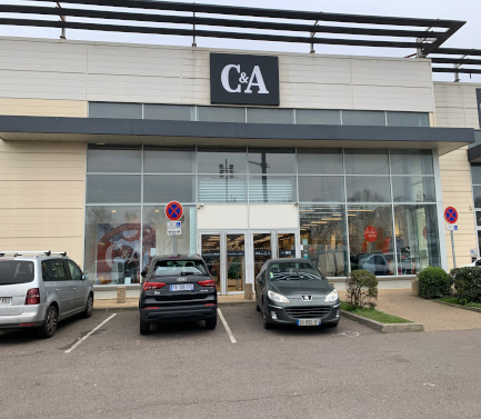 C&A Store Buchelay Rue du Lot