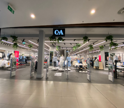 C&A Store Osijek TC Portanova