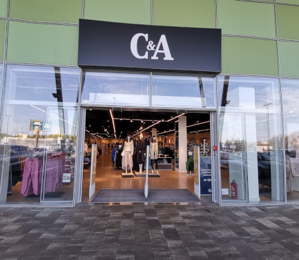 C&A Store Porec Galerija