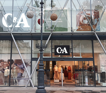 C&A Store Budapest Vorosmarty ter