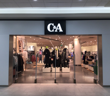 C&A Store Budapest Campona