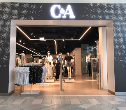 C&A Store Szekesfehervar Alba Plaza