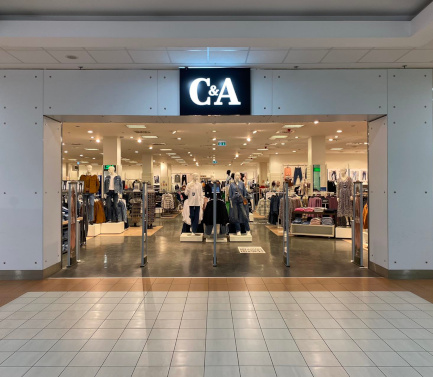 C&A Store Bekescsaba Csaba Center