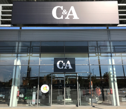 C&A Store Szekesfehervar Zone Bevasarlopark