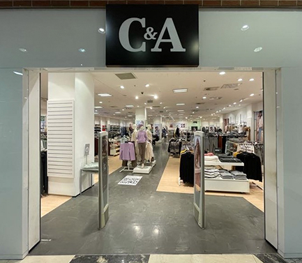 C&A Store Budapest Corvin Plaza