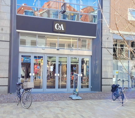 C&A Store Alkmaar Laat