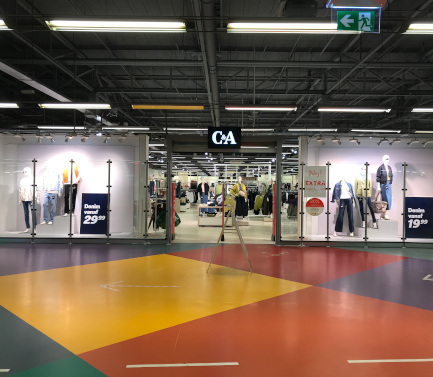 C&A Store Venlo Tref