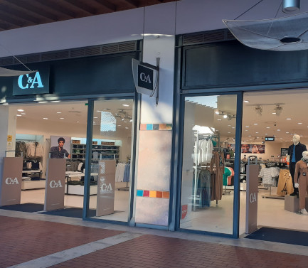 C&A Store Faro Forum Algarve