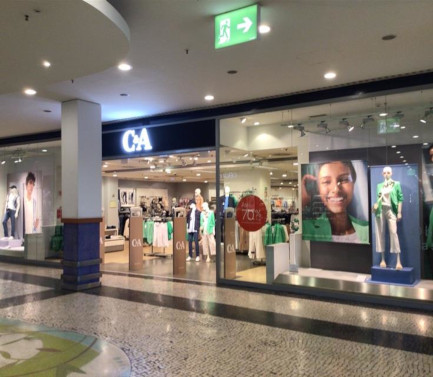 C&A Store SC Maiashopping - Agus Santas/Maia