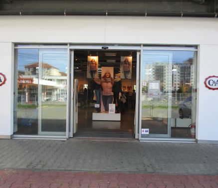 C&A Store Ramnicu Valcea Family Center