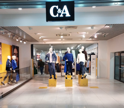 C&A Store Nitra Galeria Mlyny