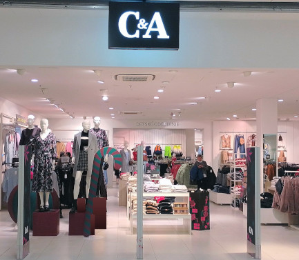 C&A Store Poprad Forum