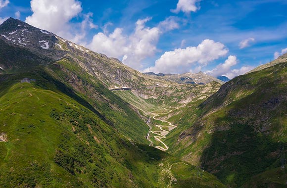 ViaGottardo – der Gotthardpass aus der Luft fotografiert. ViaGottardo – der Gotthardpass aus der Luft fotografiert.