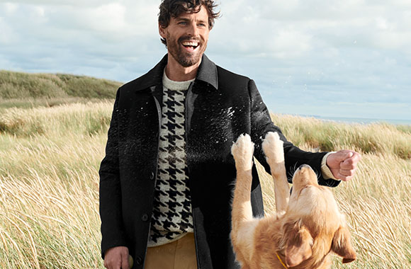 Strickkleidung pflegen – Wollpullover halten warm und sind ein Must-have im Winter. Strickkleidung pflegen – Wollpullover halten warm und sind ein Must-have im Winter.