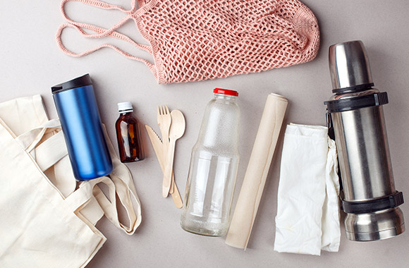Reusable crockery and bags for life help to save on daily packaging waste. Reusable crockery and bags for life help to save on daily packaging waste.