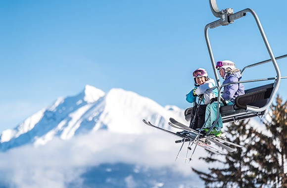 Kinder im Skilift. Kinder im Skilift.