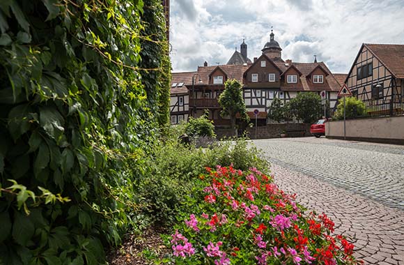 Vulkanring Vogelsberg – Die Altstadt von Alsfeld lädt zu einem Abstecher ein. Vulkanring Vogelsberg – Die Altstadt von Alsfeld lädt zu einem Abstecher ein.