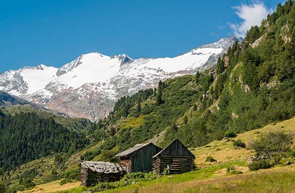 Zentralaplenweg – Hütte in den Ötztaler Alpen. Zentralaplenweg – Hütte in den Ötztaler Alpen.