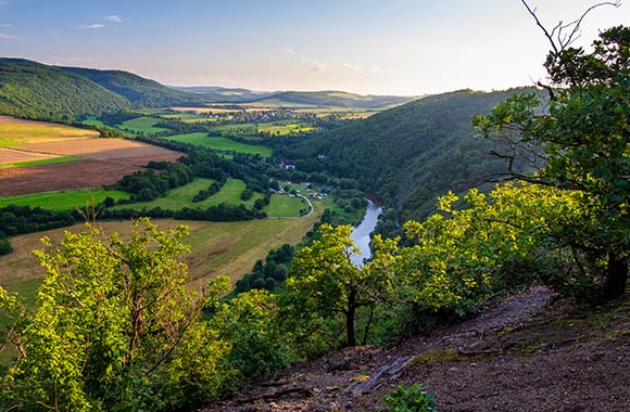 Malebná krajina Berounska – výlet po Středočeském kraji. Malebná krajina Berounska – výlet po Středočeském kraji.