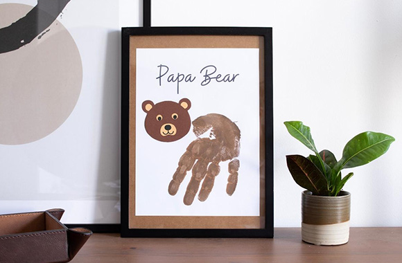 Father's Day card: cute bear made from a handprint.
