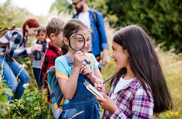 Naturcamp – Kinder erforschen zusammen die Natur. Naturcamp – Kinder erforschen zusammen die Natur.