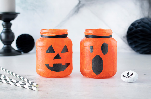Making Halloween lanterns: various finished Halloween lanterns. Making Halloween lanterns: various finished Halloween lanterns.