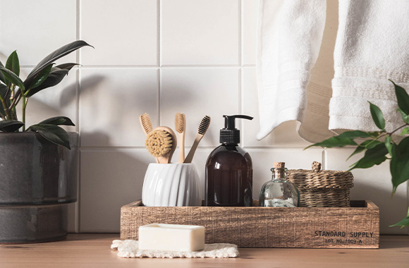 Zero-waste holiday:  travel plastic-free with eco-friendly toiletries products.