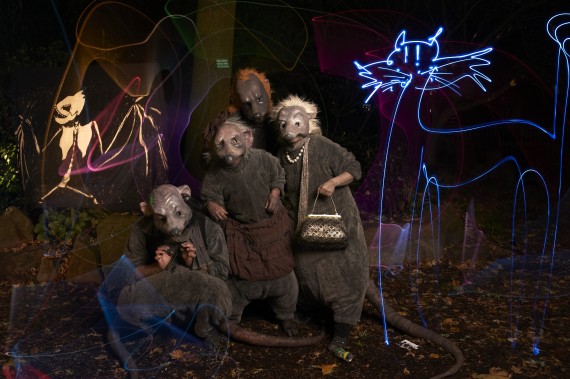 Verkleidete Ratten feiern Halloween Verkleidete Ratten feiern Halloween