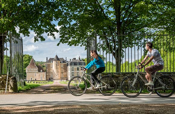La Loire à vélo : vers le Château d’Amboise La Loire à vélo : vers le Château d’Amboise