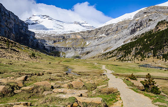 Parque Nacional de Ordesa y Monte Perdido © kovgabor79 Parque Nacional de Ordesa y Monte Perdido
