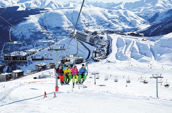Saint Lary : une station atypique pour skier en famille Saint Lary : une station atypique pour skier en famille