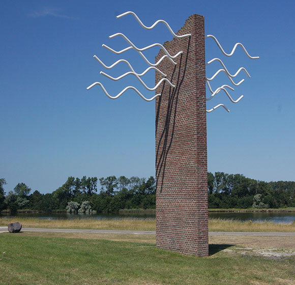 Fietsen in Zeeland – Watersnoodmonument. Fietsen in Zeeland – Watersnoodmonument.